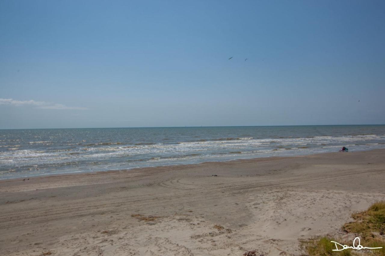 Island Getaway Aparthotel Galveston Exteriör bild